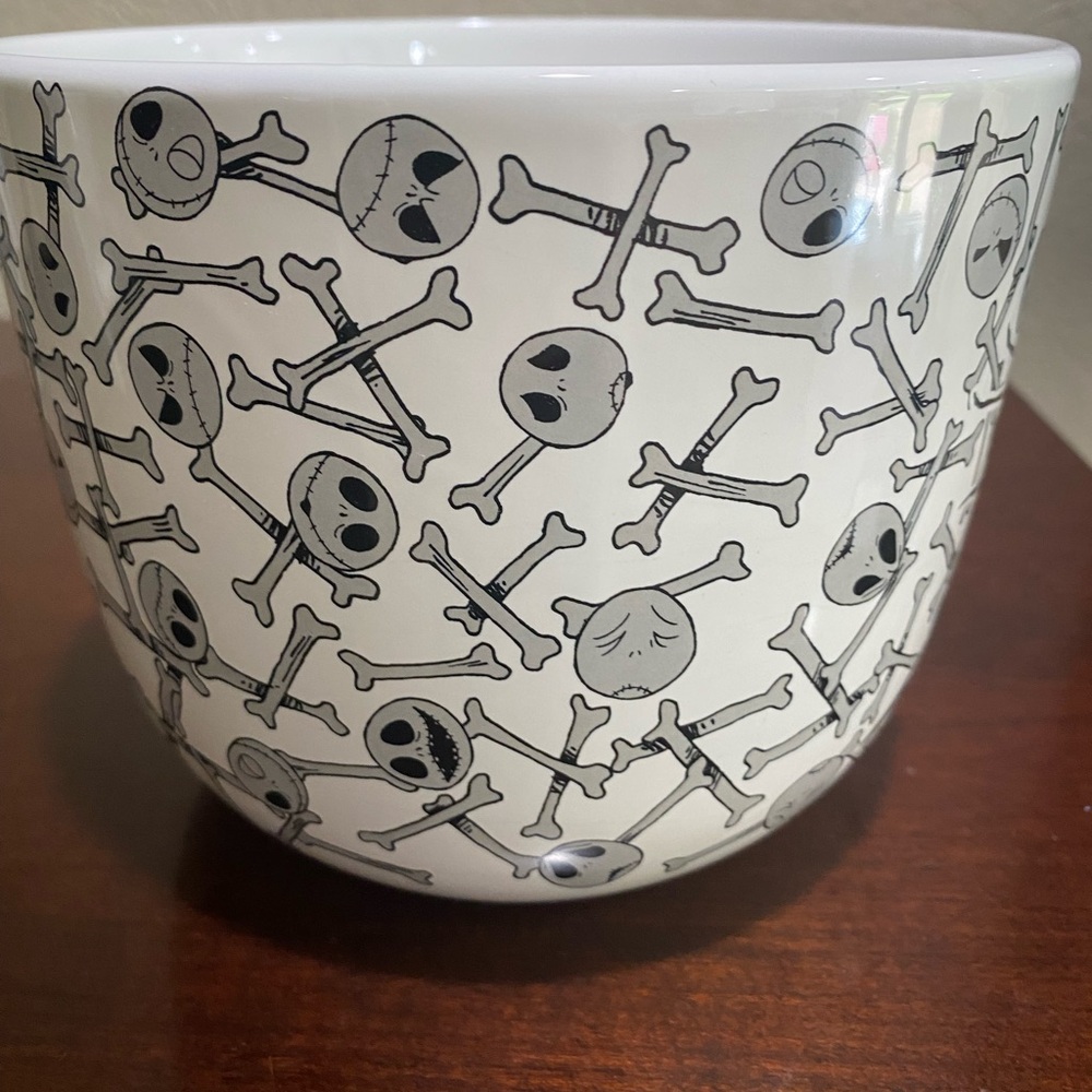 Jack Skellington Bowl inspired by Disneys The Nightmare Before Christmas - Picture 3 of 6